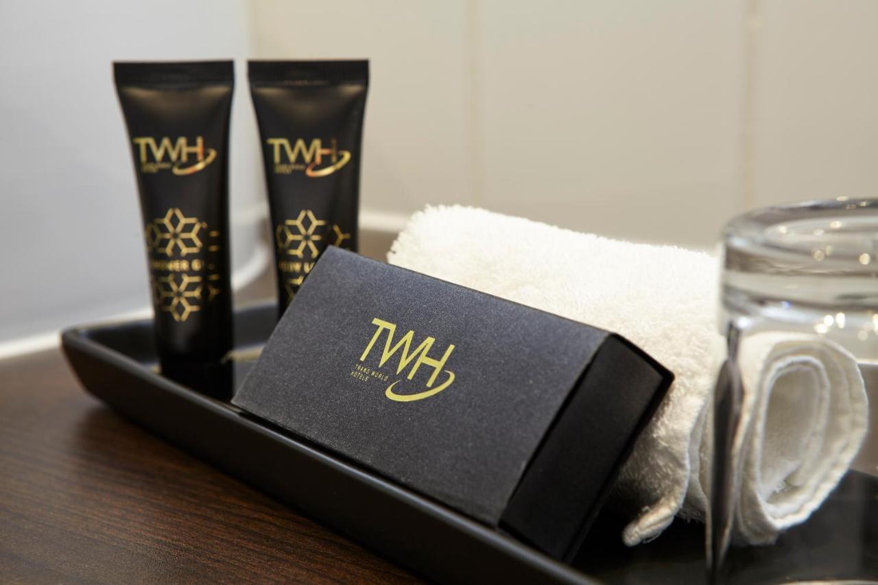 Trans World Hotel Columbus Зелингенщад Екстериор снимка