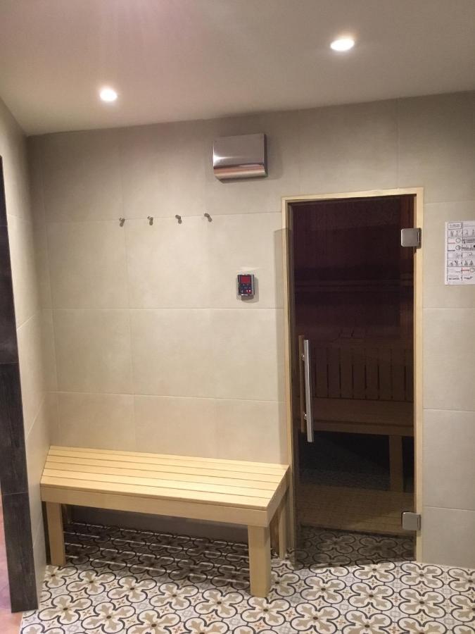 Trans World Hotel Columbus Зелингенщад Екстериор снимка