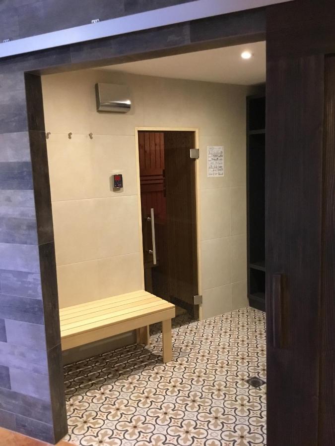 Trans World Hotel Columbus Зелингенщад Екстериор снимка