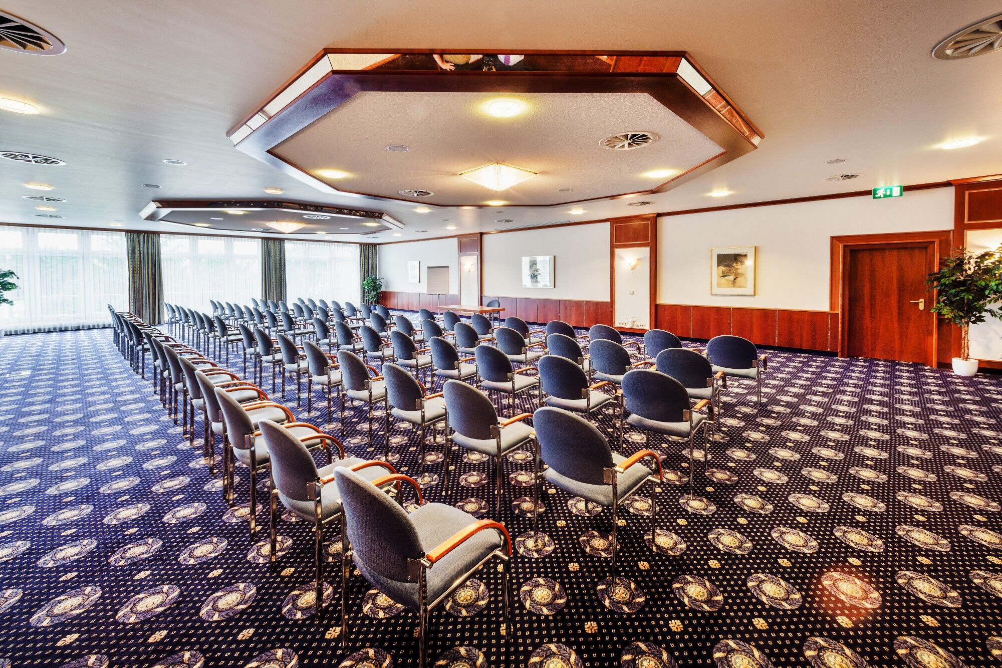 Trans World Hotel Columbus Зелингенщад Бизнес снимка